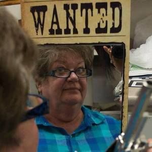 Meet your Posher, Peggy